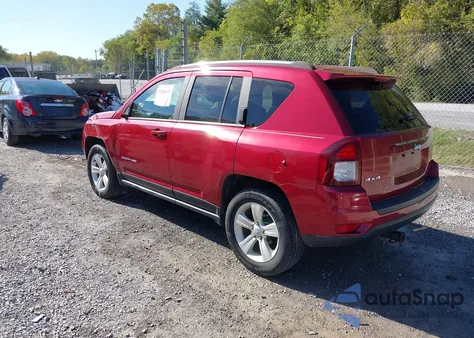 2015 Jeep Compass Latitude из США, поврежденный, VIN 1C4NJDEB8FD365368